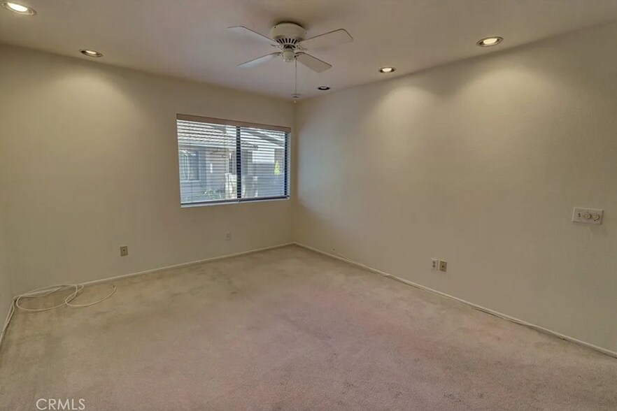 Building Photo - 8566 Larkhall Cir