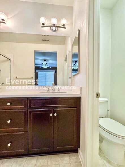 Building Photo - 44064 Calle Luz