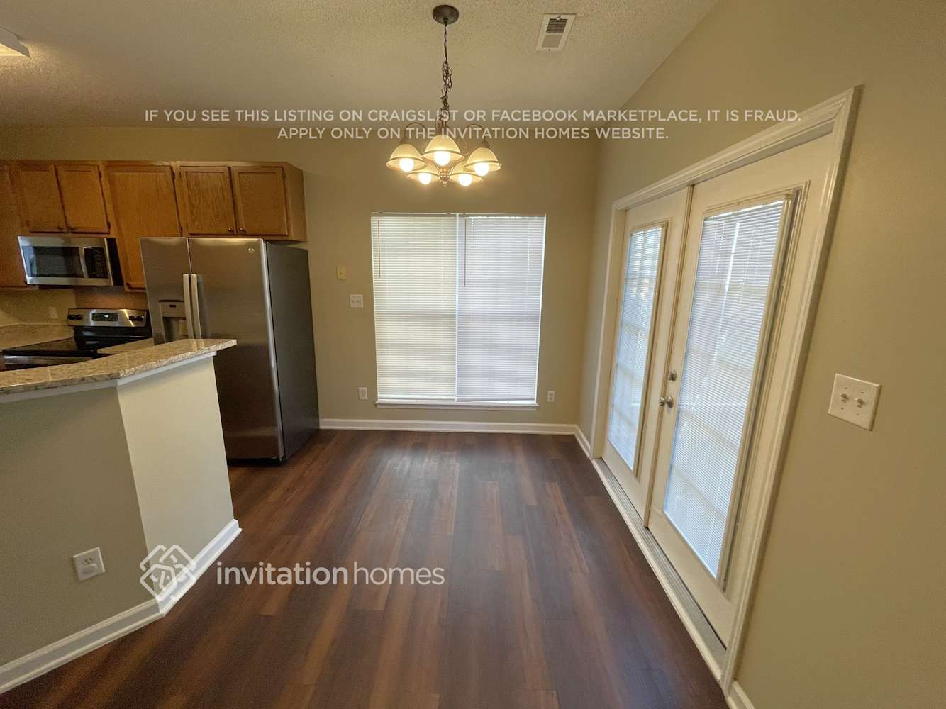 Building Photo - 3869 Longwood Dr SW