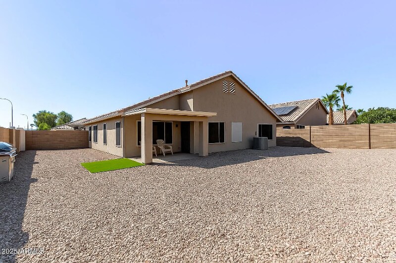 Building Photo - 15461 S 47th Pl