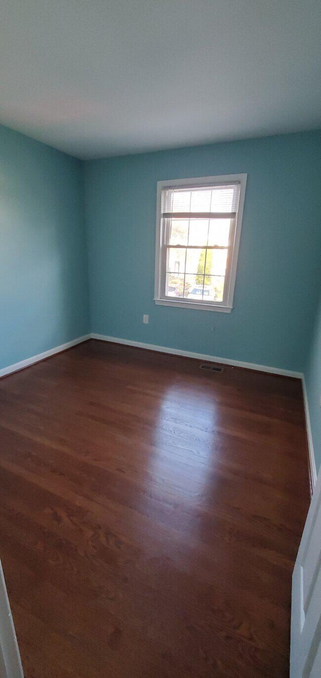 Building Photo - 5266 Leestone Ct
