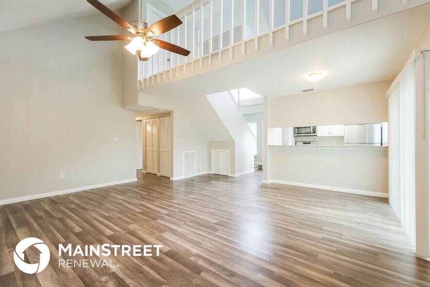 Building Photo - 17144 Phlox Dr