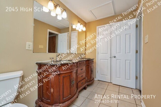 Building Photo - 2045 High School Rd