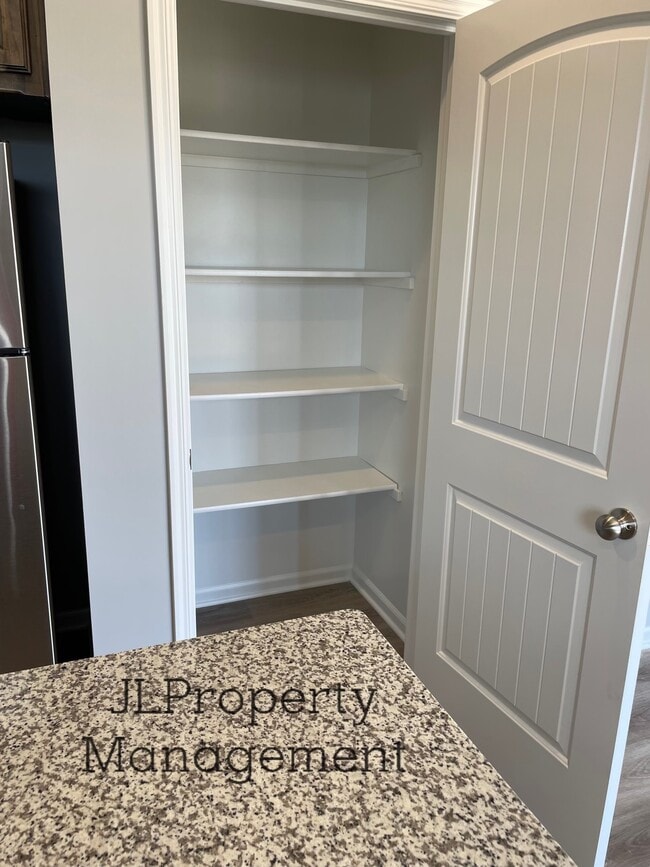 Building Photo - 20101 E 24th Terrace Ct S