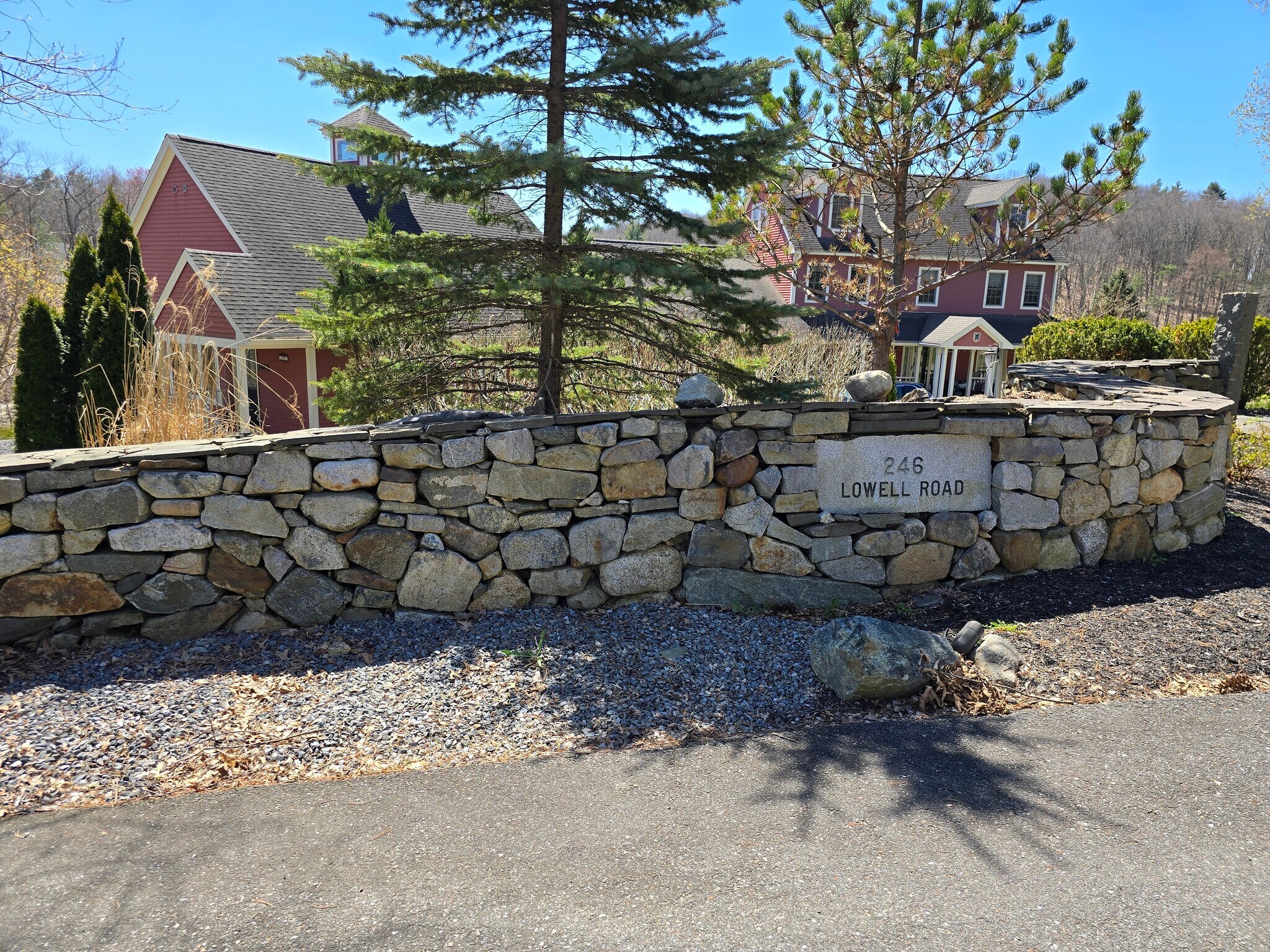 Building Photo - 246 Lowell Rd