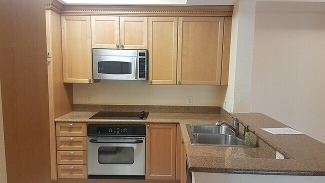 Building Photo - 2417 Renaissance Way