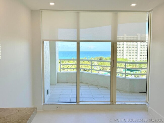 Building Photo - 4201 N Ocean Blvd