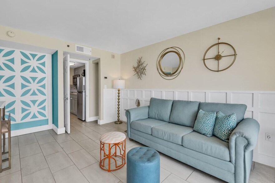 Building Photo - 1708 N Ocean Blvd