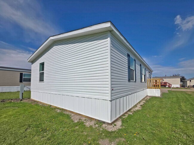 Building Photo - 781 W Walcott Rd