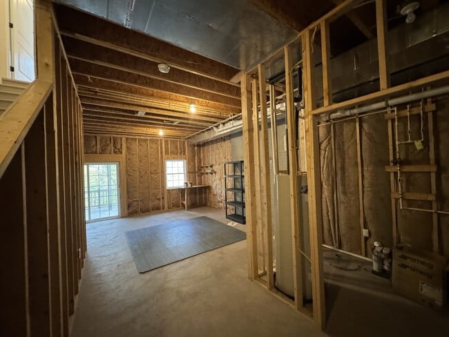 Building Photo - 1029 Olivia Wy