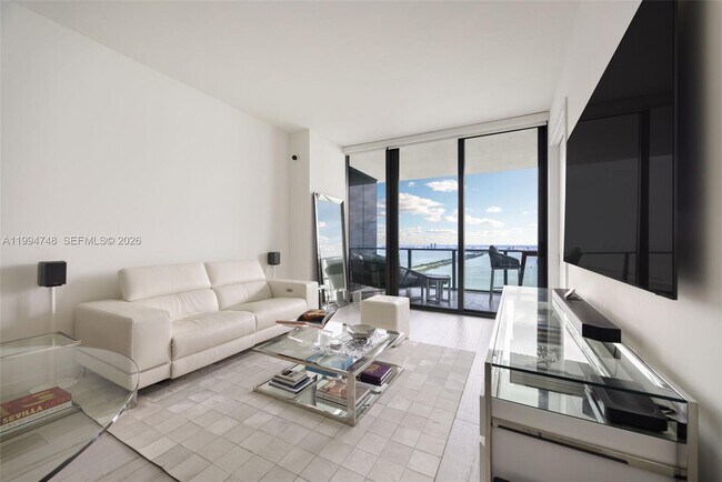 Building Photo - 480 NE 31st St