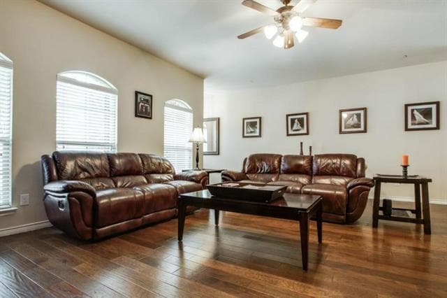 Building Photo - 4261 Comanche Dr