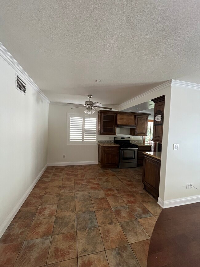 Building Photo - 12727 Shenley St