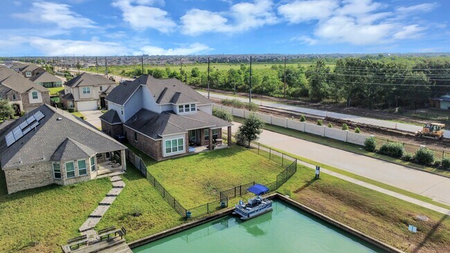Building Photo - 24003 Cannon Anello Ct