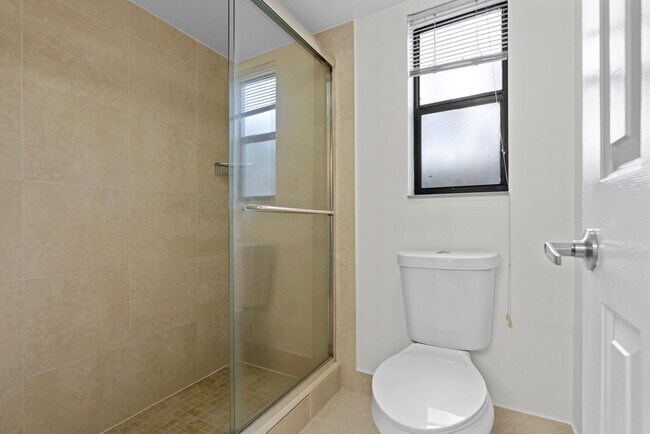 Building Photo - 3129 Millwood Terrace