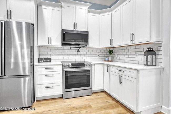 Building Photo - 2559 Christopher Dr