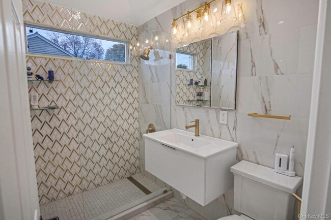 Building Photo - 150 Meadow St