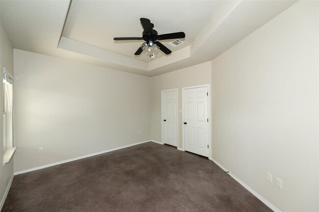 Building Photo - 245 Joanne Lp