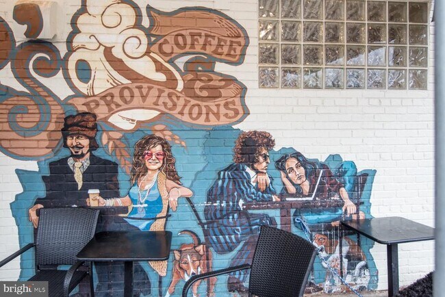 Building Photo - 226 Guthrie Ave