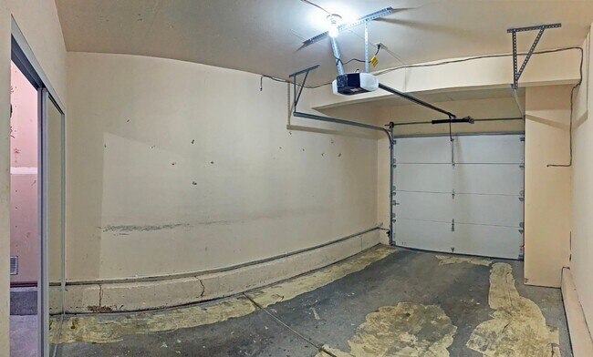 Building Photo - Great 2 Bedroom Home in Central Santa Clara!