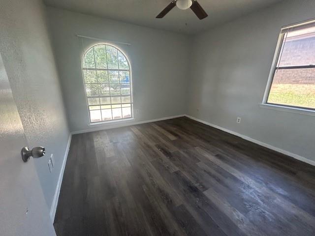 Building Photo - 2106 Overbrook Dr