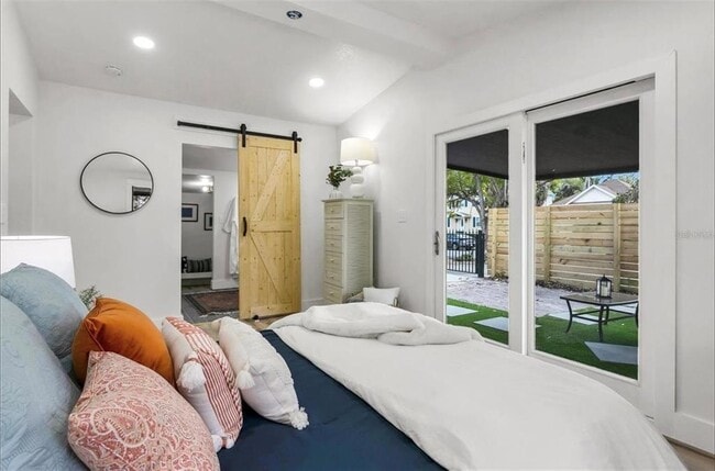 Building Photo - 301 N Fremont Ave