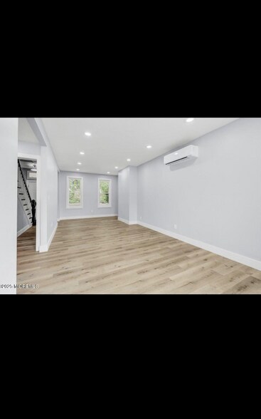 Building Photo - 1709 48th St