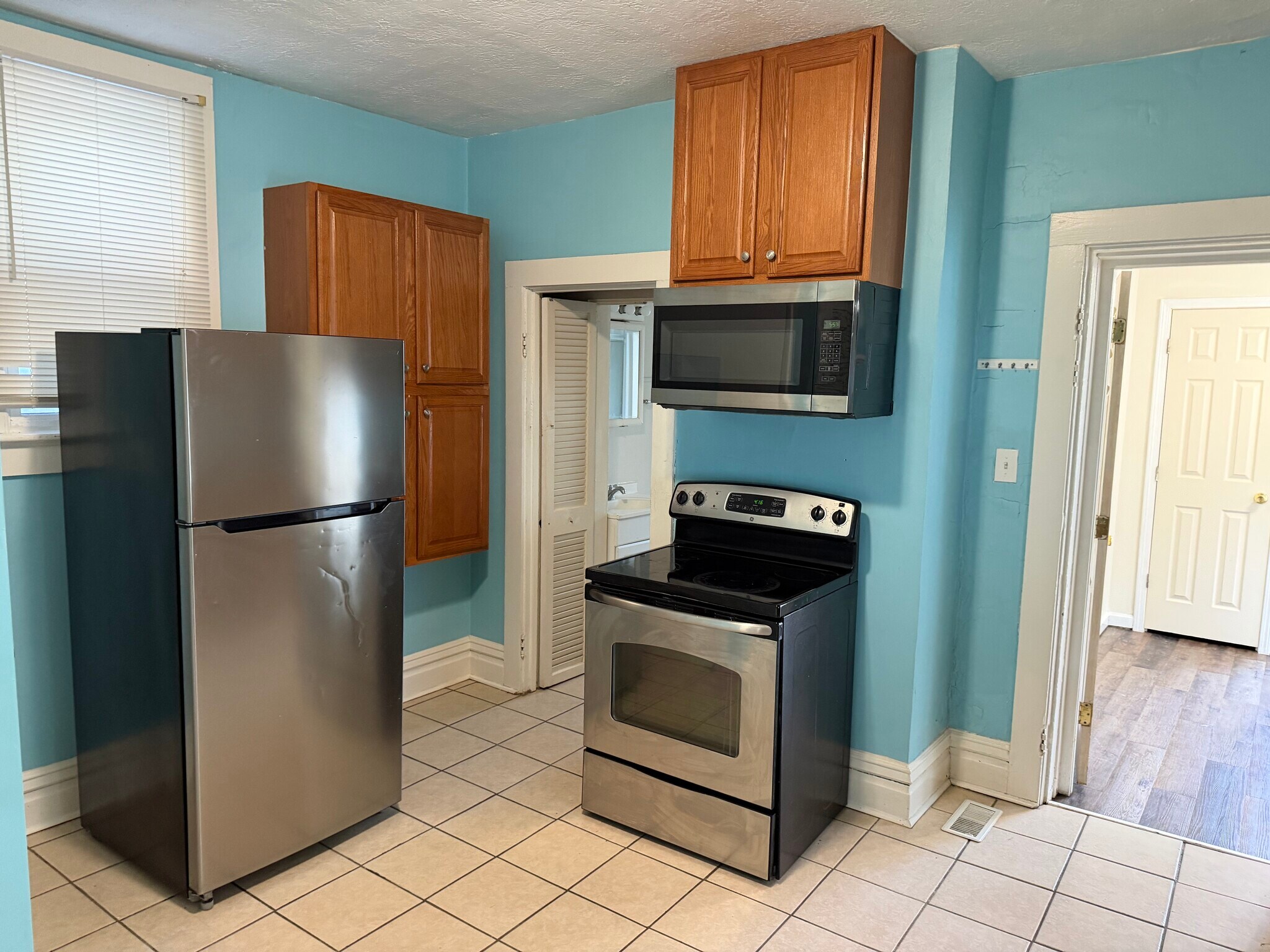 Building Photo - 1509 E Illinois St