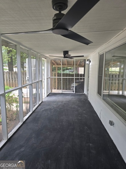 Building Photo - 4201 Lindsey Dr