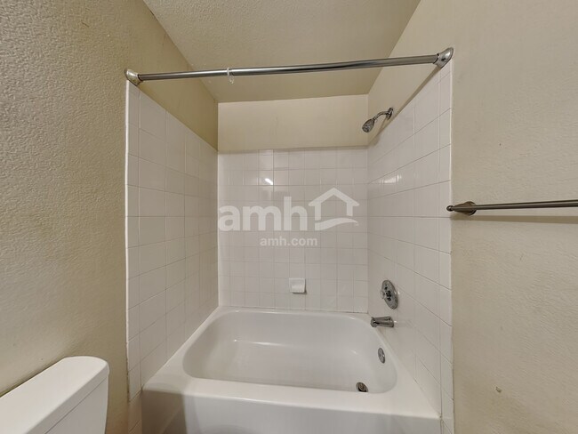 Building Photo - 4060 Orleans St