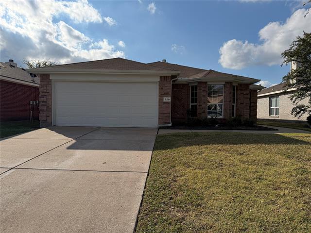 Primary Photo - 220 Bonsai Dr