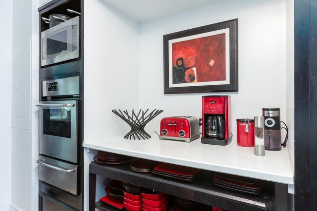 Building Photo - 2700 Virginia Ave NW