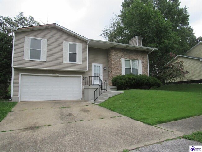 Building Photo - 696 Cottonwood Dr