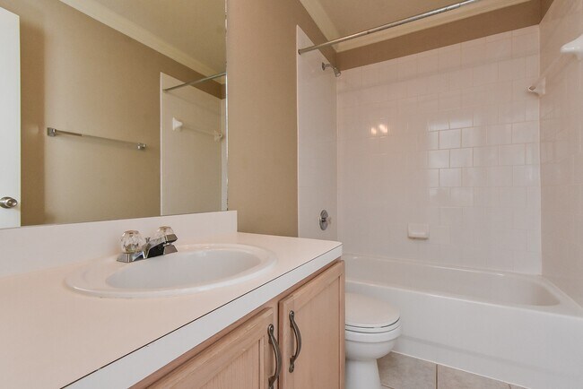 Building Photo - 11911 Brantley Haven Dr