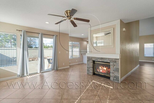Building Photo - Beautiful 3 Bed/3 Bath Home In Temecula!