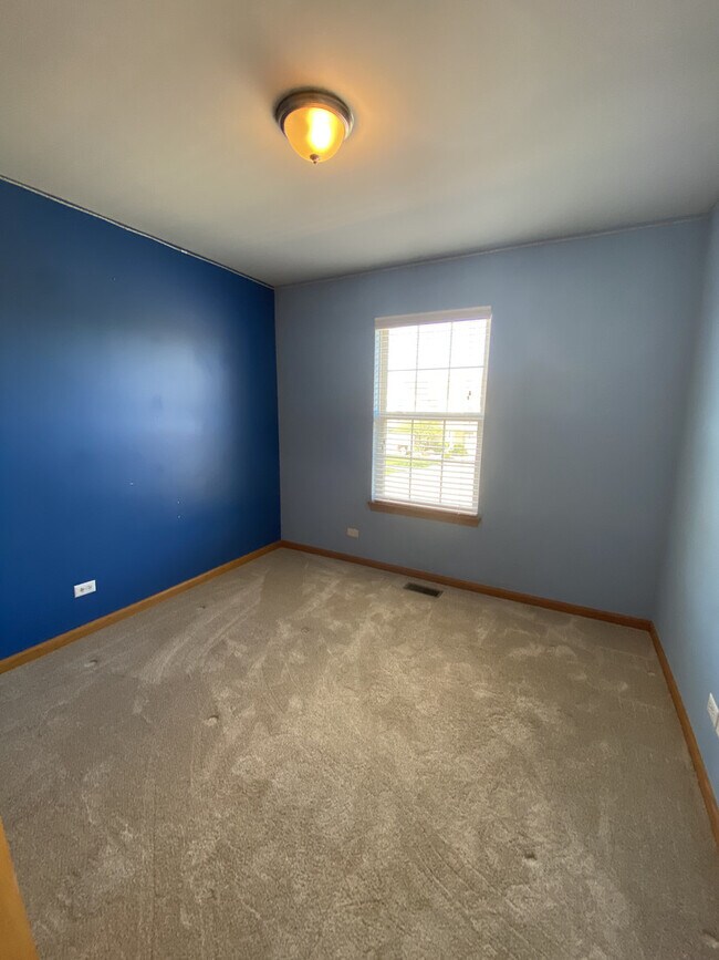 Building Photo - 545 Yorkshire Ln