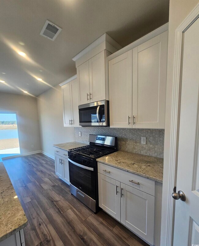 Building Photo - 315 Wades Way