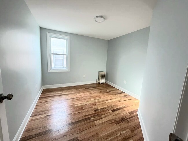 Building Photo - 133 E Grant Ave