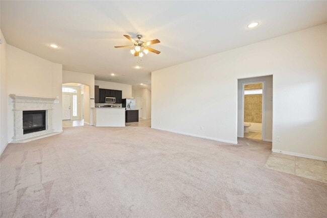 Building Photo - 14547 Myers Dr