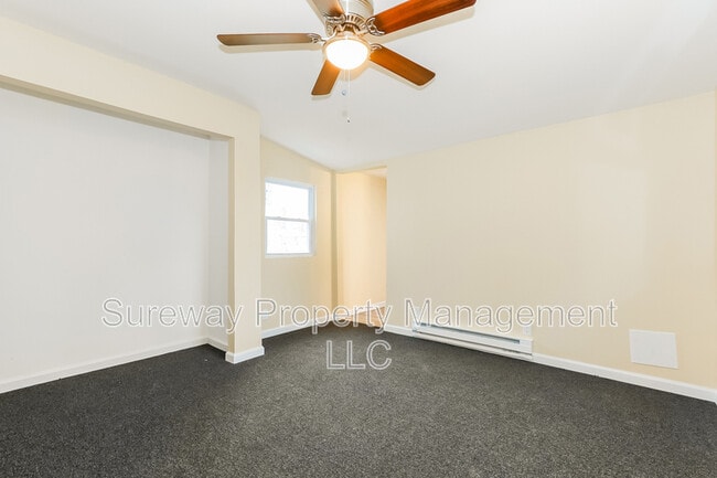 Building Photo - 447 Pusey Ave