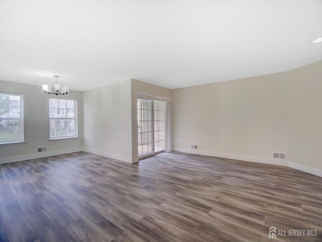 Building Photo - 2302 Timber Ridge Ct