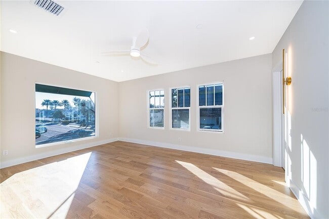 Building Photo - 421 W Fairbanks Ave