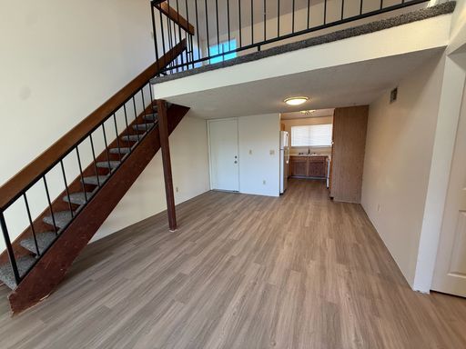 Building Photo - 2 Bedroom 1 Bath with Loft Available NOW!!...