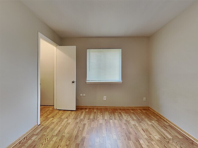 Building Photo - 22902 Summer Green Ln