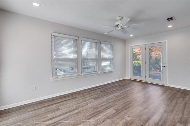 Building Photo - 1902 Green Meadow Ct