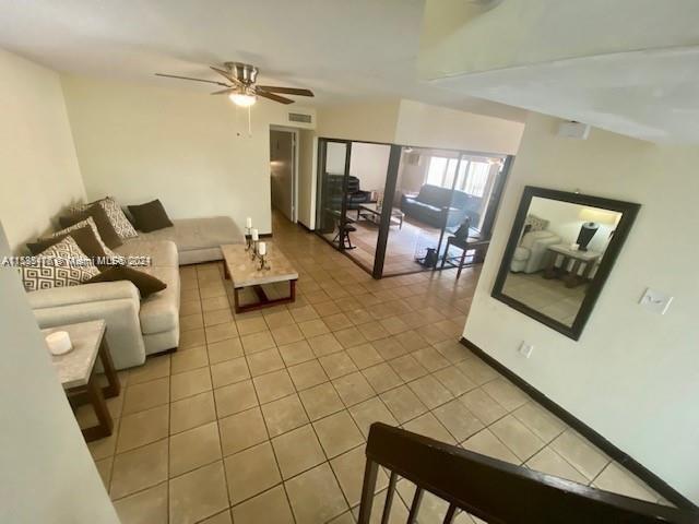 Building Photo - 555 NW 99th Pl