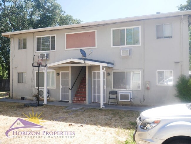Building Photo - 1617 Arcade Blvd