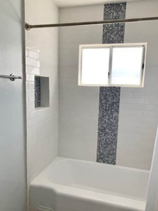 Building Photo - 18th Street