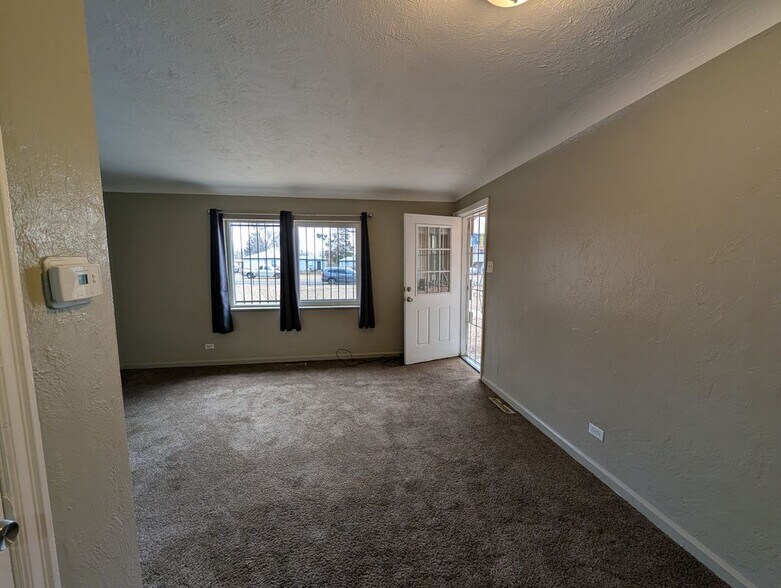 Building Photo - 1537 Uinta St