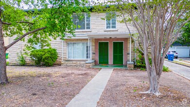 Building Photo - 130 E Norwood Ct